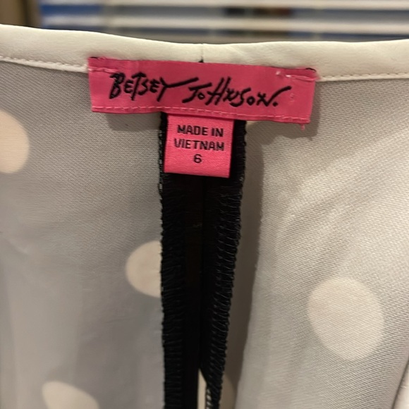 Betsey Johnson Women's Black and White Dress - Picture 6 of 7